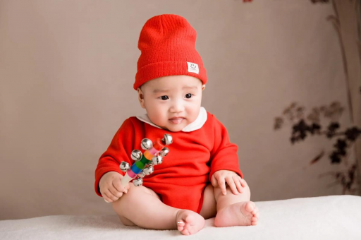 广州供卵包男孩宝宝拉肚子高烧