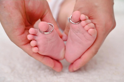 广州供卵包男孩怀孕初期持续低烧